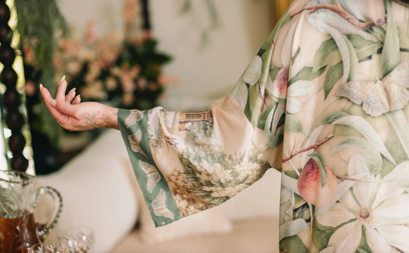 *PRE-SALE Market of Stars - Fleur De Soleil Opera Duster Kimono Robe w/ Florals