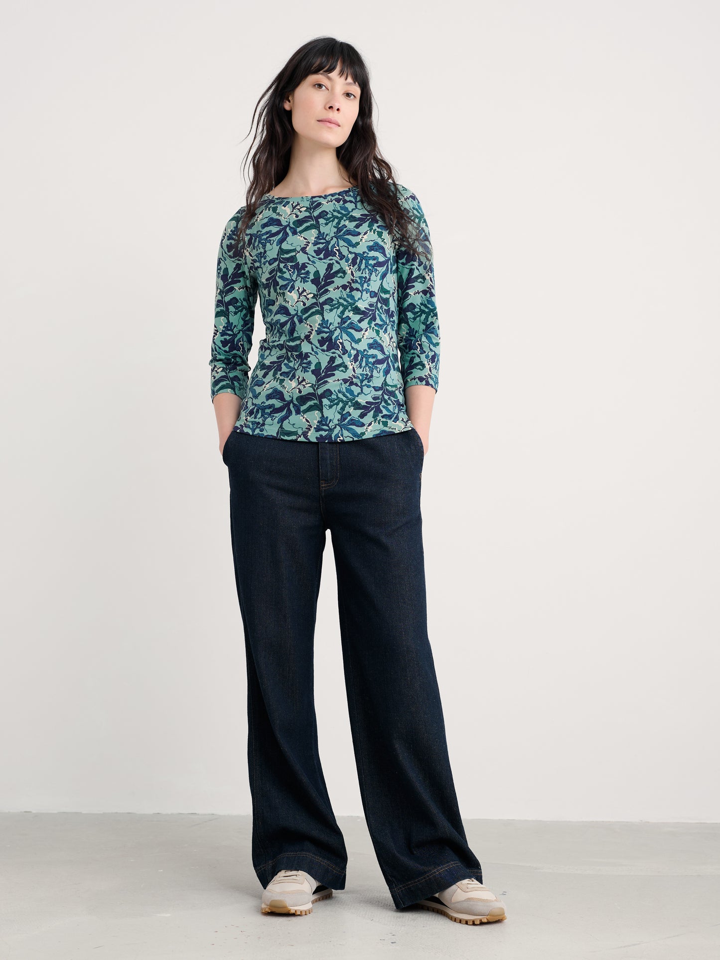 SEASALT CORNWALL - Easel Top -  Floating Fronds Sardine