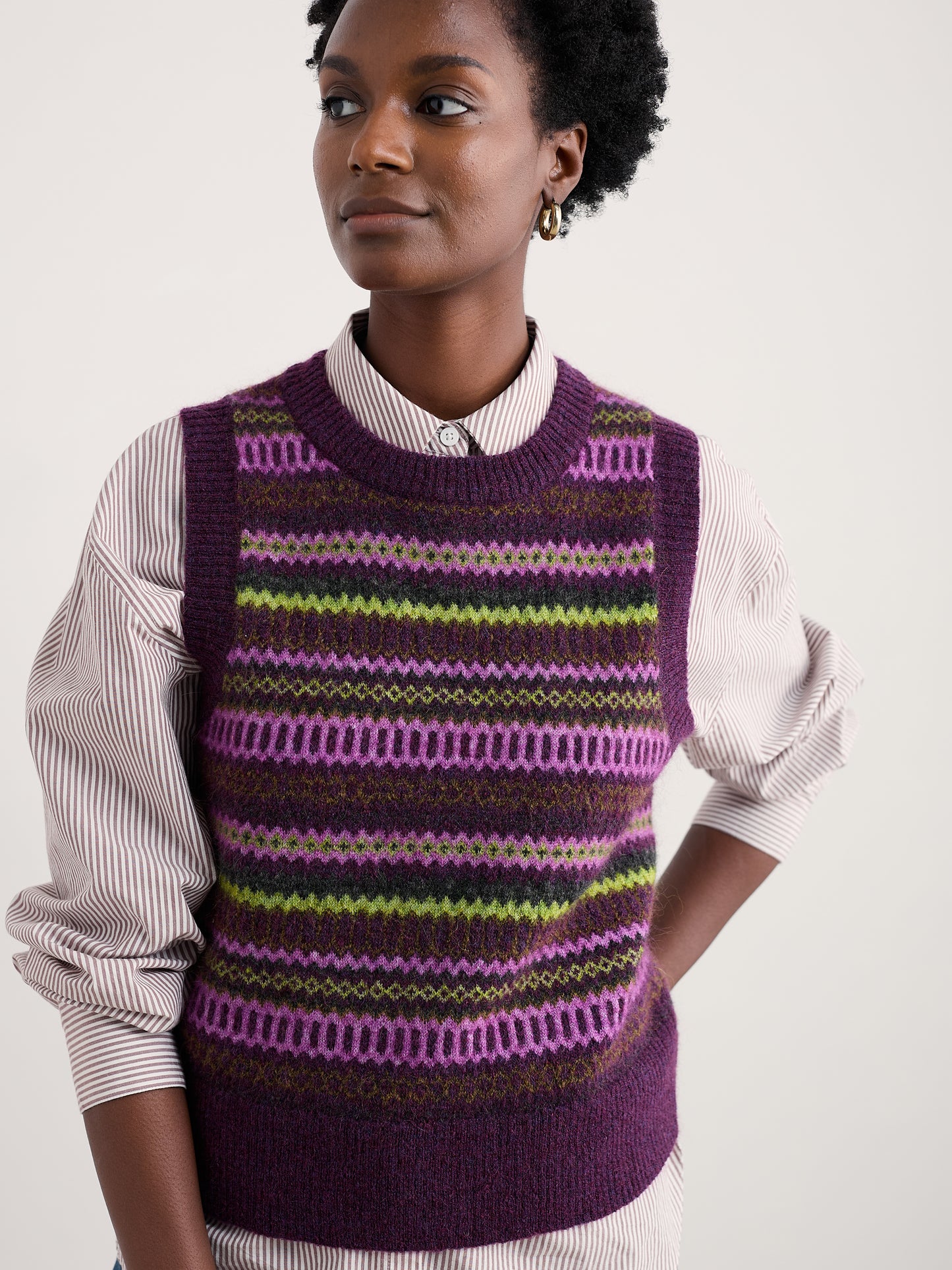 SEASALT CORNWALL - Annik Fairaisle Vest - Modernist Grape Oak Mix