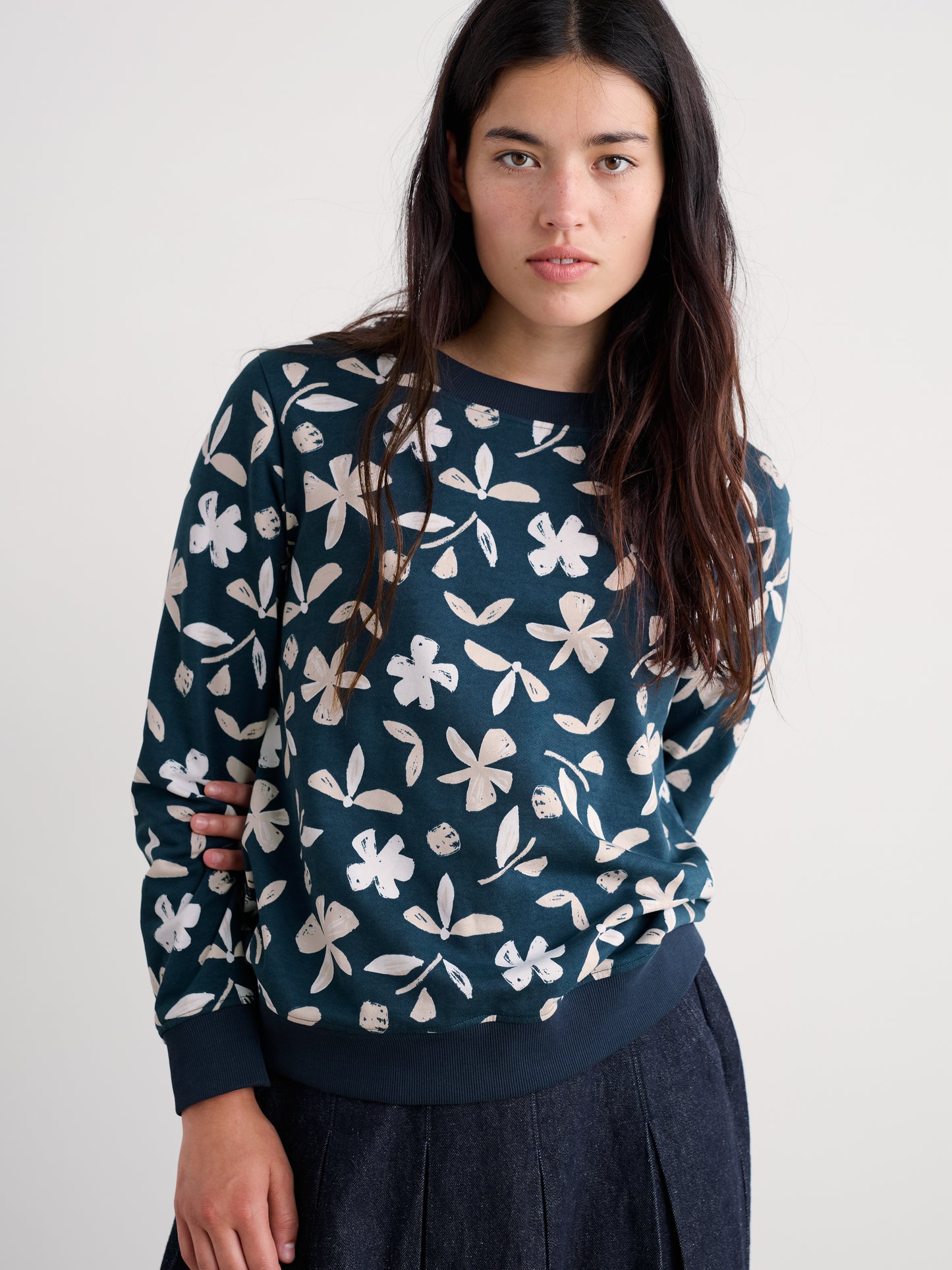 SEASALT CORNWALL - Bright Wave Crew Neck Sweatshirt - Organic Shapes Dark Lugger Sketchbook Blooms Marine Poppy Stems Sailboats Winding Meadow Mix