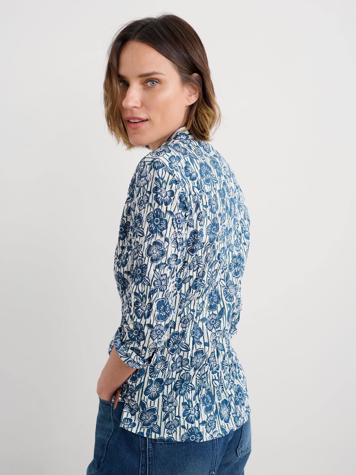 SEASALT CORNWALL - Larissa Shirt - Floral Imprint Chalk