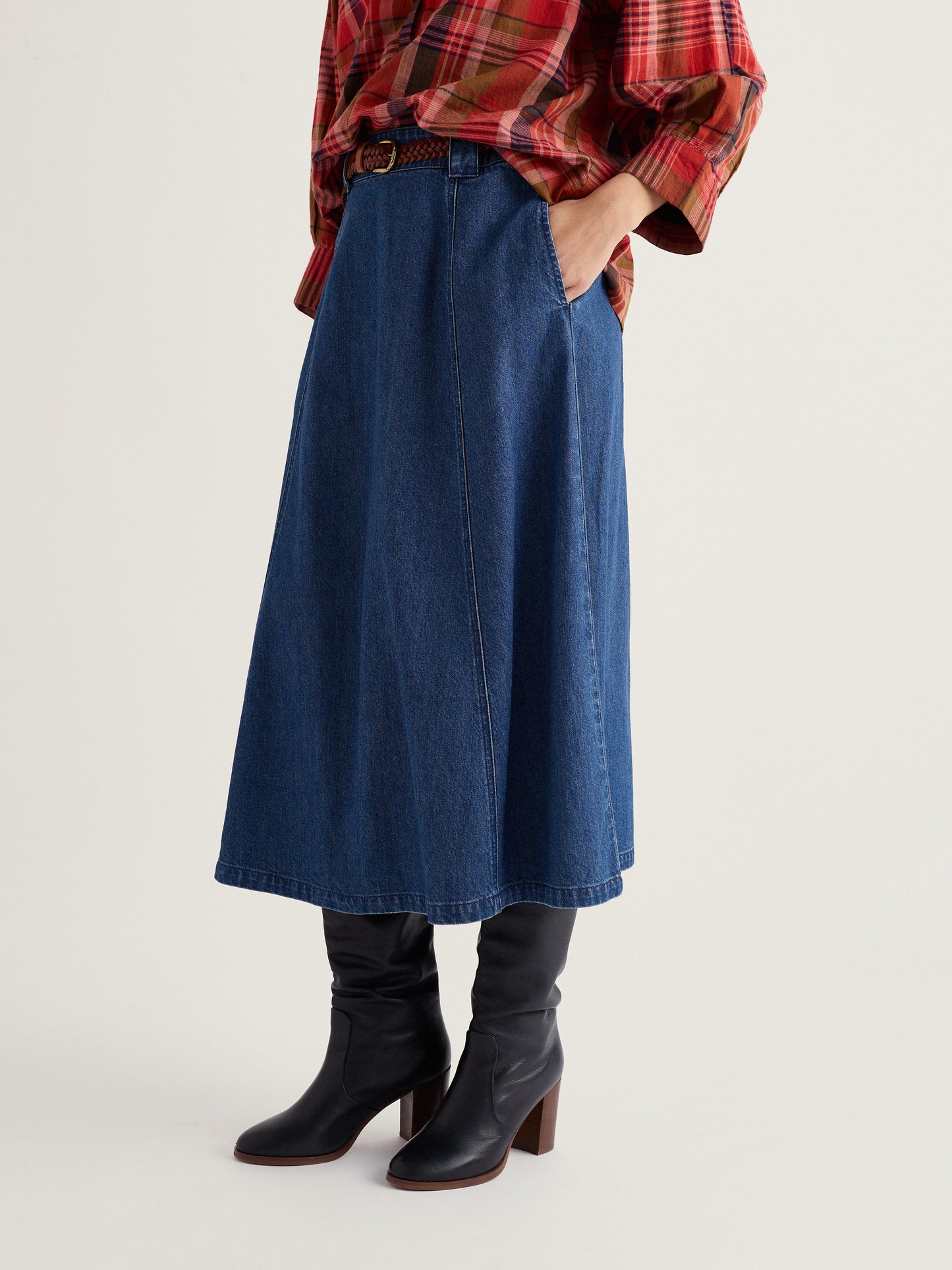 SEASALT CORNWALL - Restharrow Ankle-Length Denim Skirt - Mid Wash