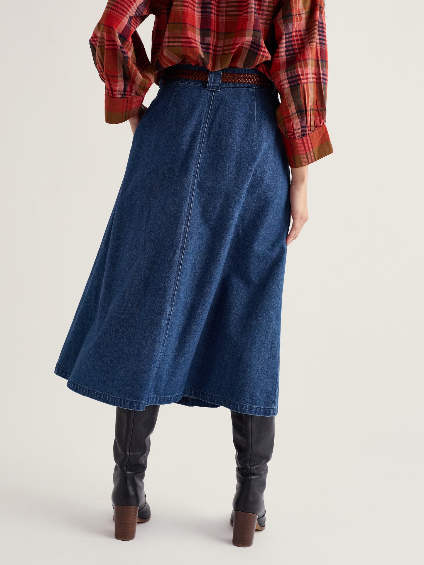 SEASALT CORNWALL - Restharrow Ankle-Length Denim Skirt - Mid Wash