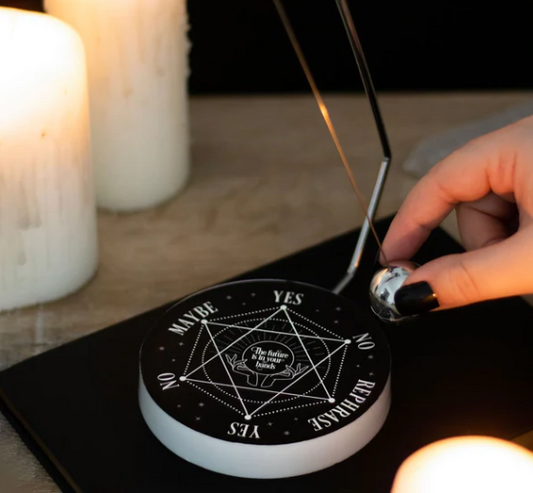 Pentagram decision maker / fortune teller