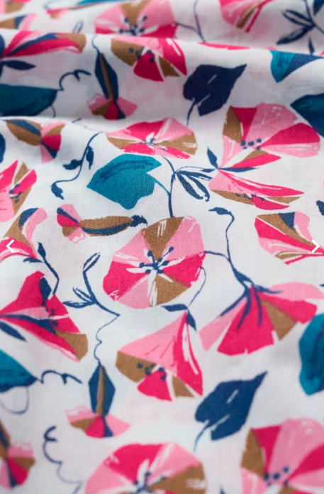 Cobbs Well Sleeveless Top - Floral Chalk