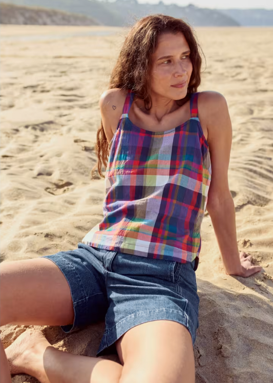 SEASALT CORNWALL - Hare's Tail Vest - Floribunda Multi Damson