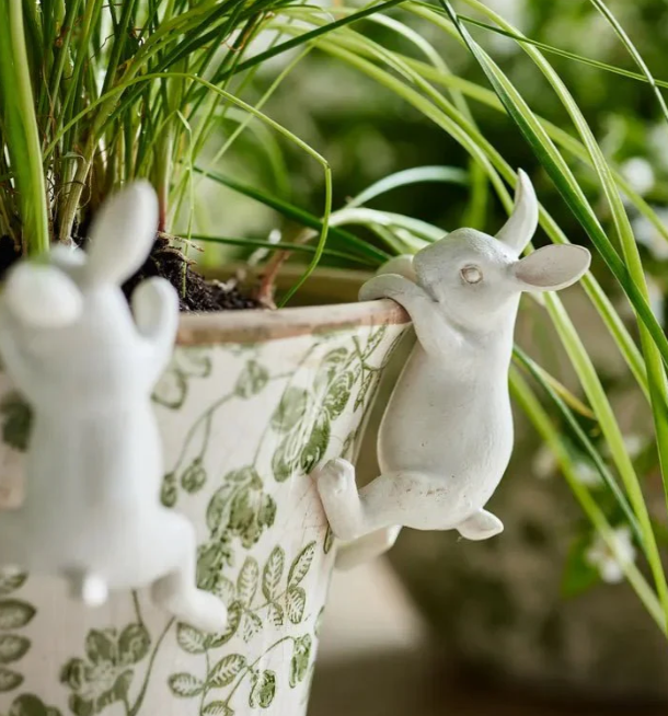 Hanging Bunny - assorted colours