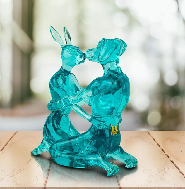 They were the best lolly kissers (Resin Sculpture) - Gillie and Marc