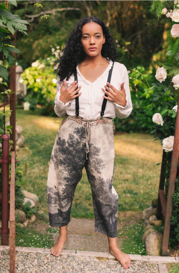 Market of Stars - Still I Rise Linen Cropped Artist Pant w/ Sunrise, Woman