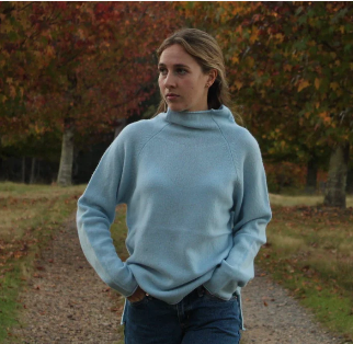 ERIBÉ Knitwear -  Corry Raglan Sweater - Angelite