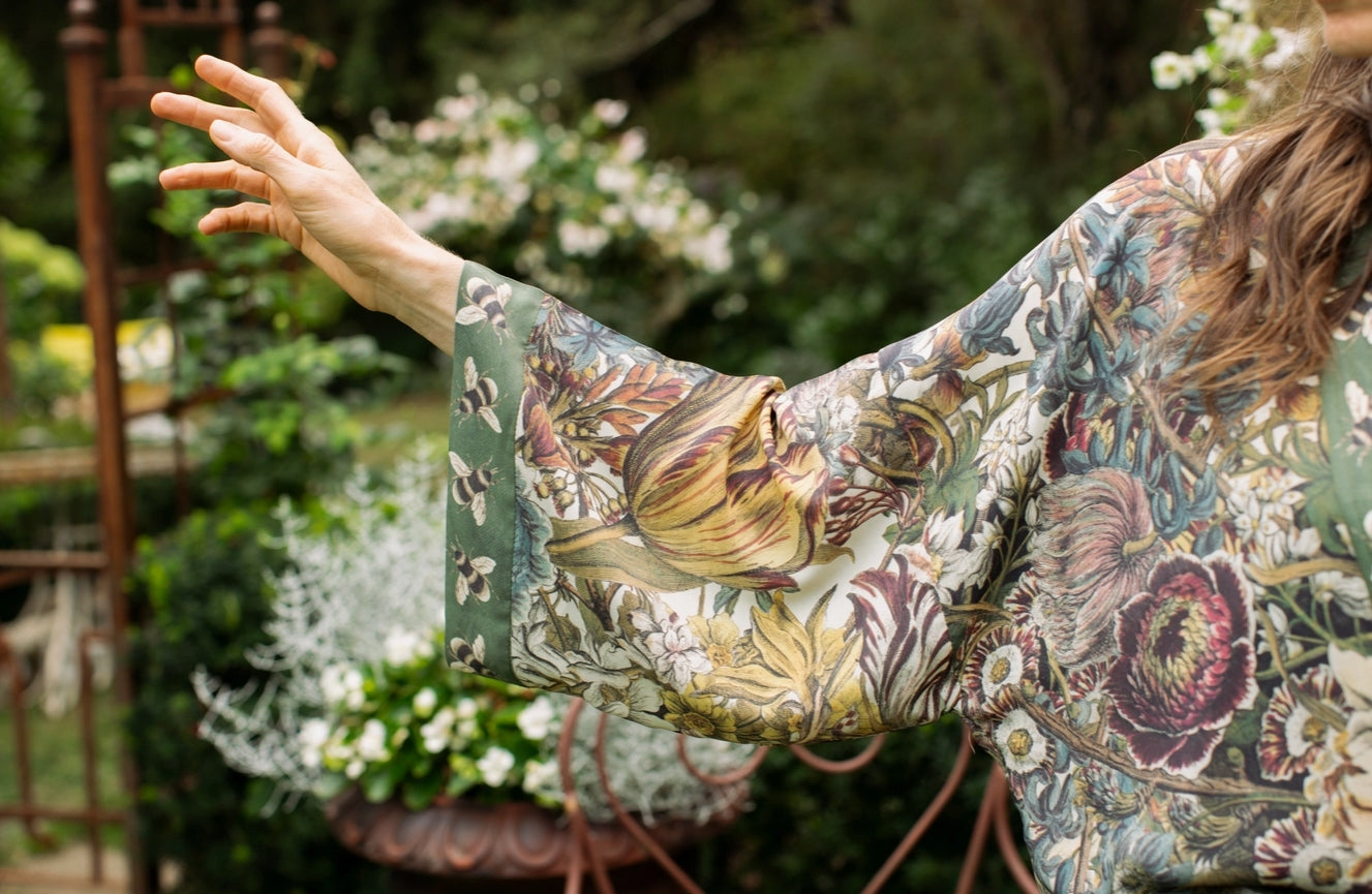 Market of Stars - Love Grows Wild Floral Bamboo Cropped Kimono with Bees