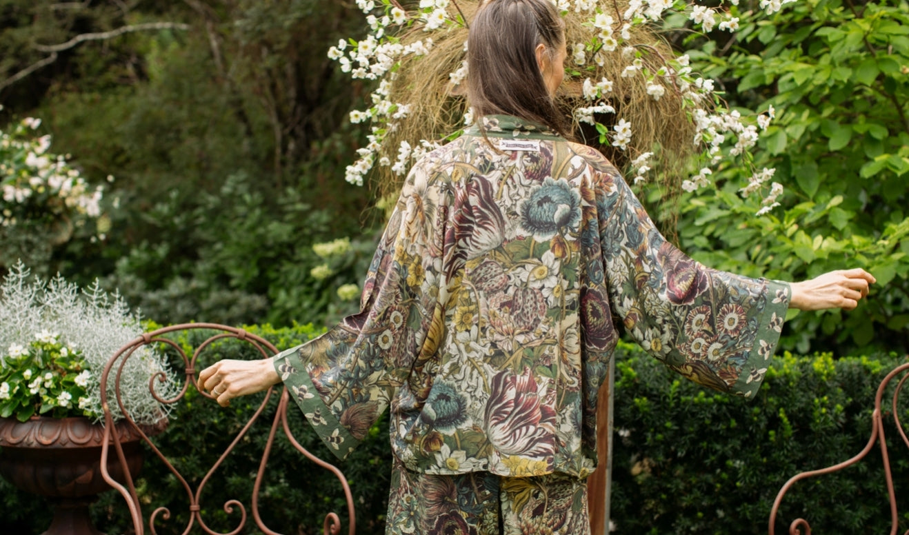 Market of Stars - Love Grows Wild Floral Bamboo Cropped Kimono with Bees